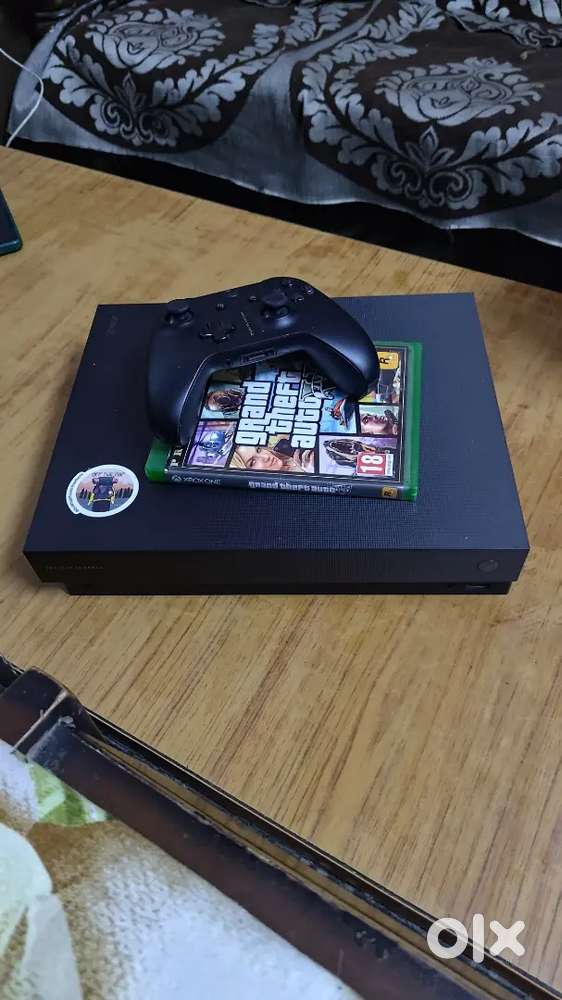 Xbox one x 4k gaming console