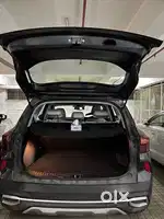 Kia Seltos 2020 Petrol very good condition with premium fitting