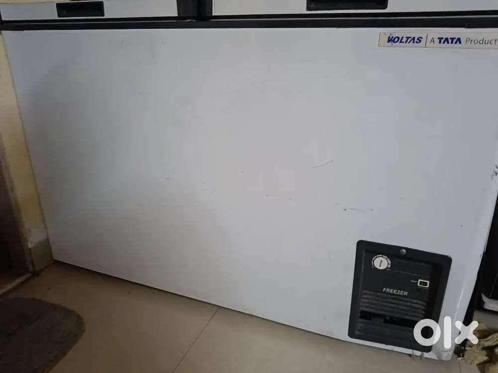 Long Voltas refrigerator best seller