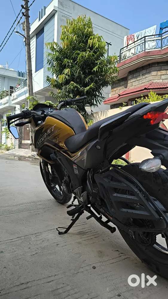 Honda cb160r