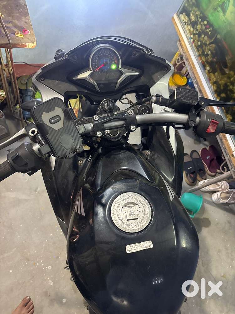 Cbr250r bs3 second owner
