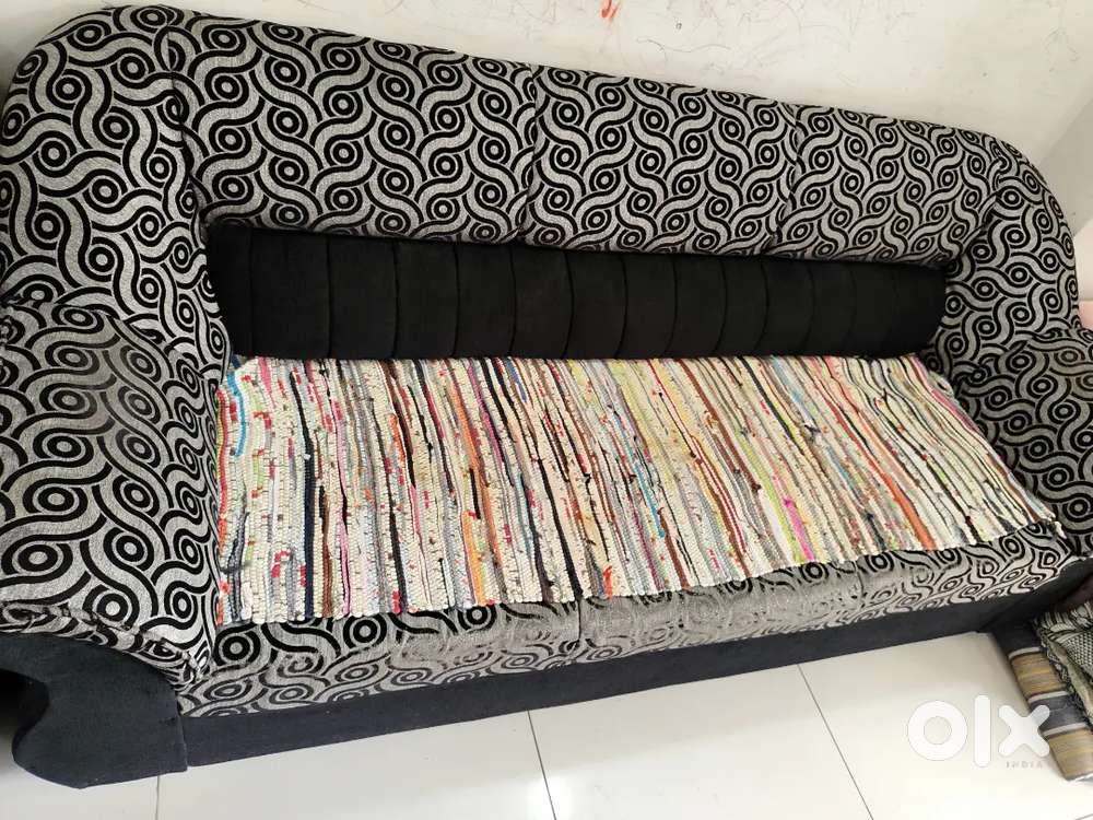 3 + 2 sofa set