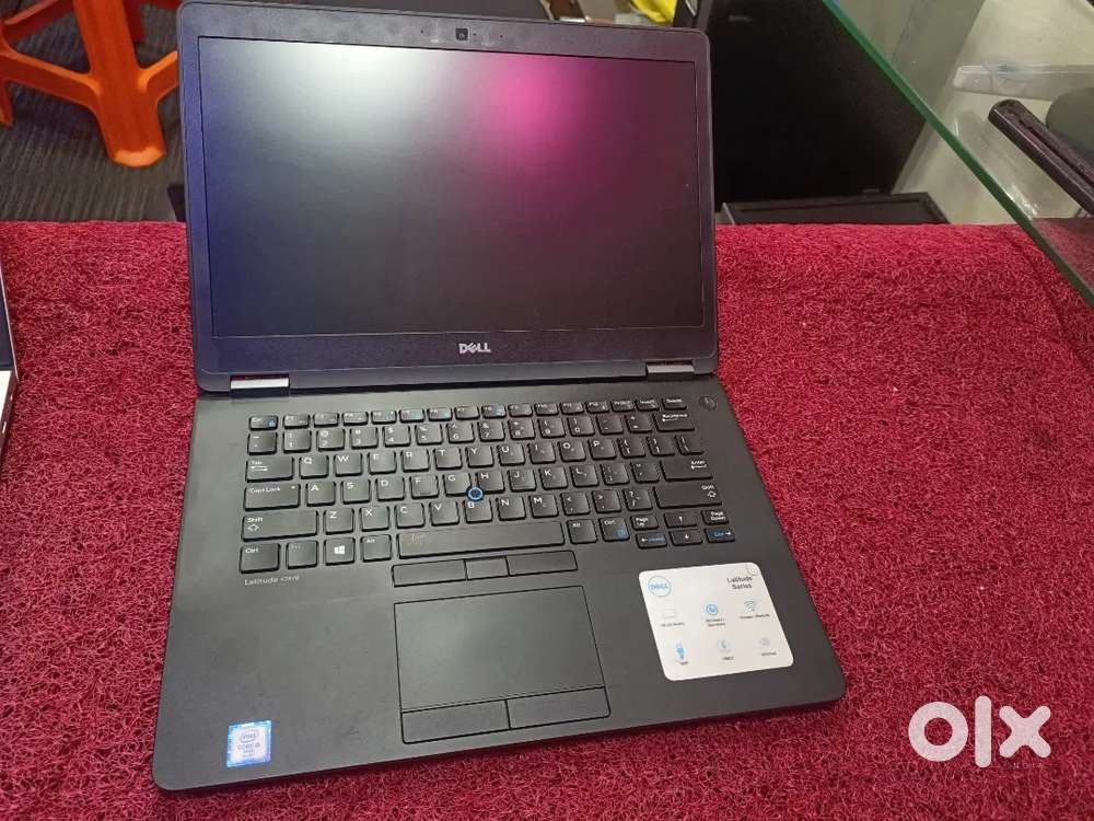 Dell laptop core i5 6th gen Ram 8GB warranty available