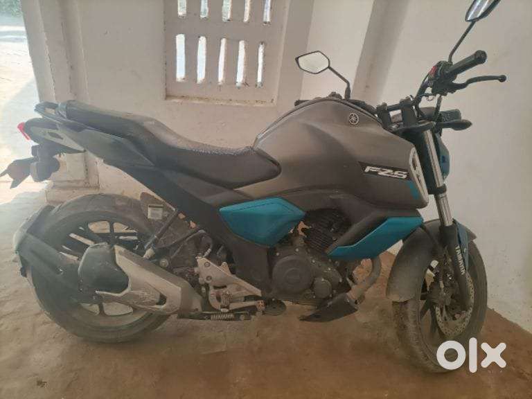 Best condition Fzs