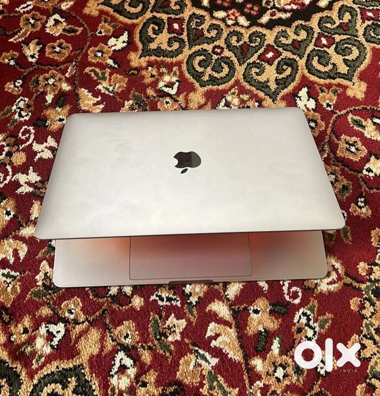 Apple MacBook Pro 2017. Refurbished