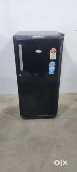 Whirlpool 5 Star 190 litre Single Door Fridge perfect working conditio