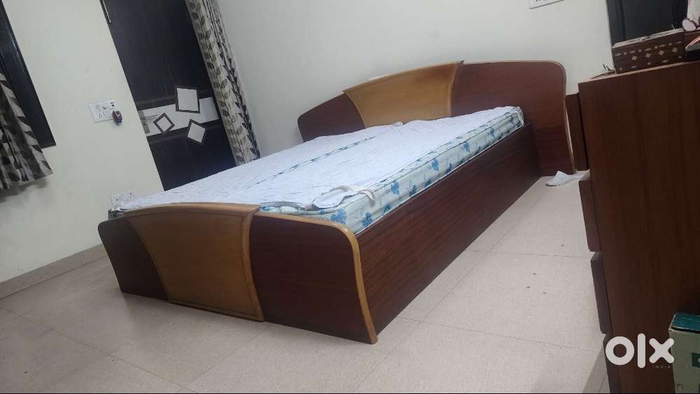 Bed, IFB microwave, Almiras, Curtains, Bookshelf, Teak chester drawers
