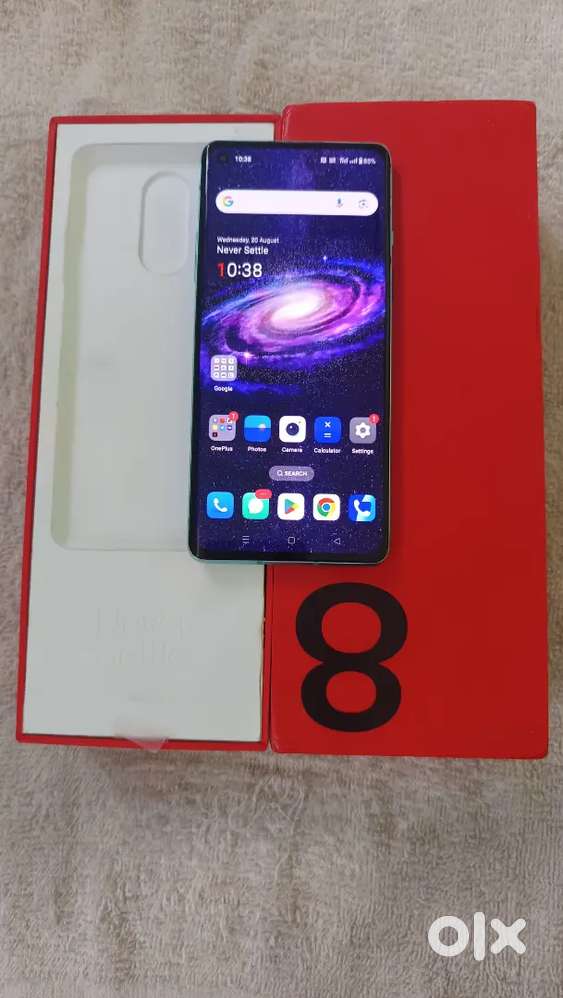 OnePlus 8 Curved Display 5G Phone urgent sell