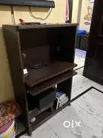 Computer table
