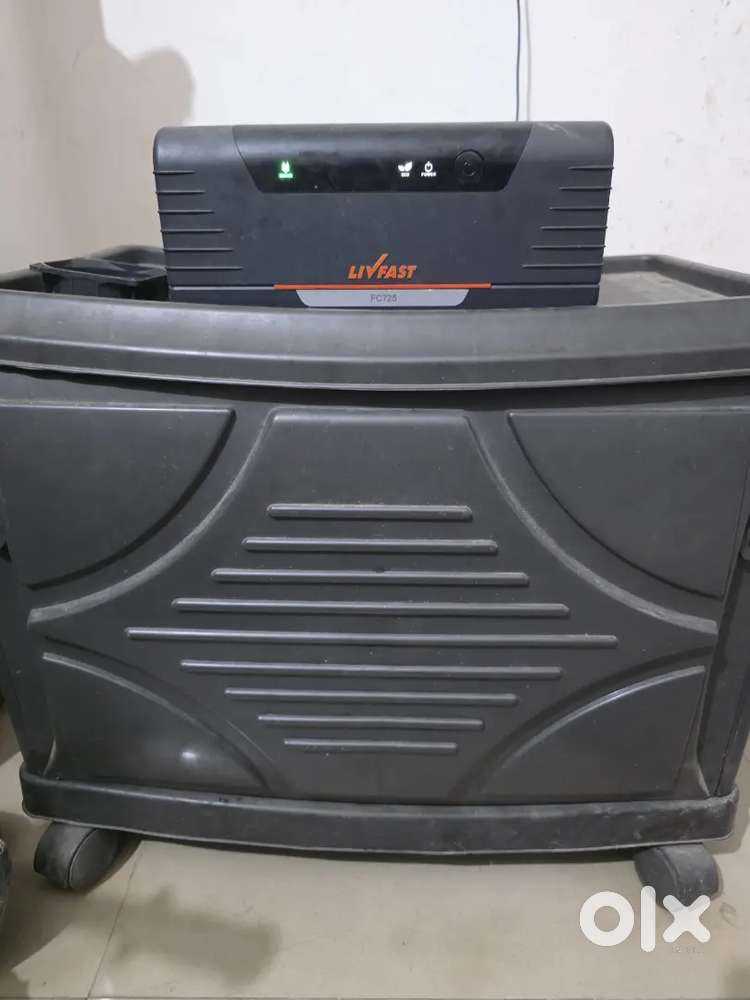 Livfast inverter and battery