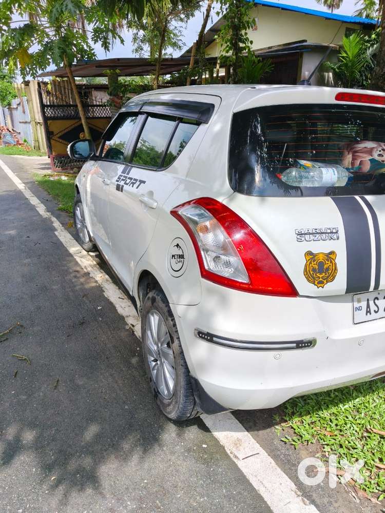 Maruti Suzuki Swift 2015 Petrol Well Maintained