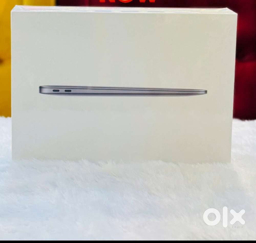 Macbook Air M1 8/256gb sealed with box 1 year warranty and bill
