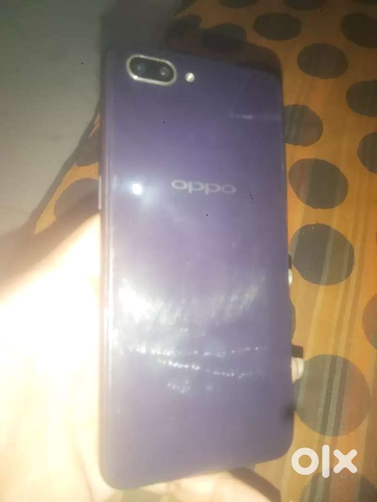 Oppo A3s in best condition at 2600 with charger