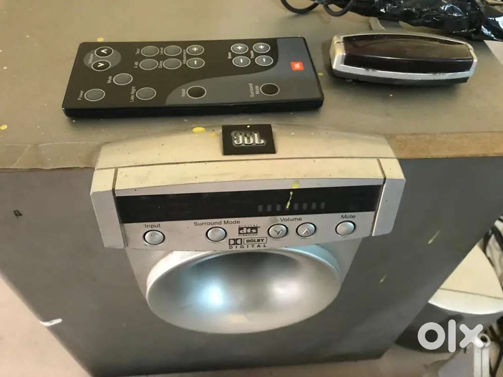 Jbl 5.1 home theatre with active woofer speaker with digital amplifier