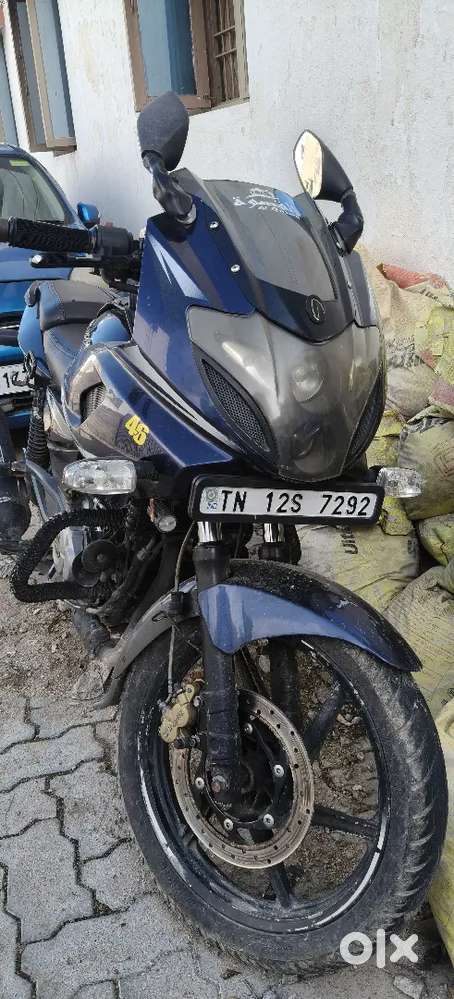 PULSAR 220