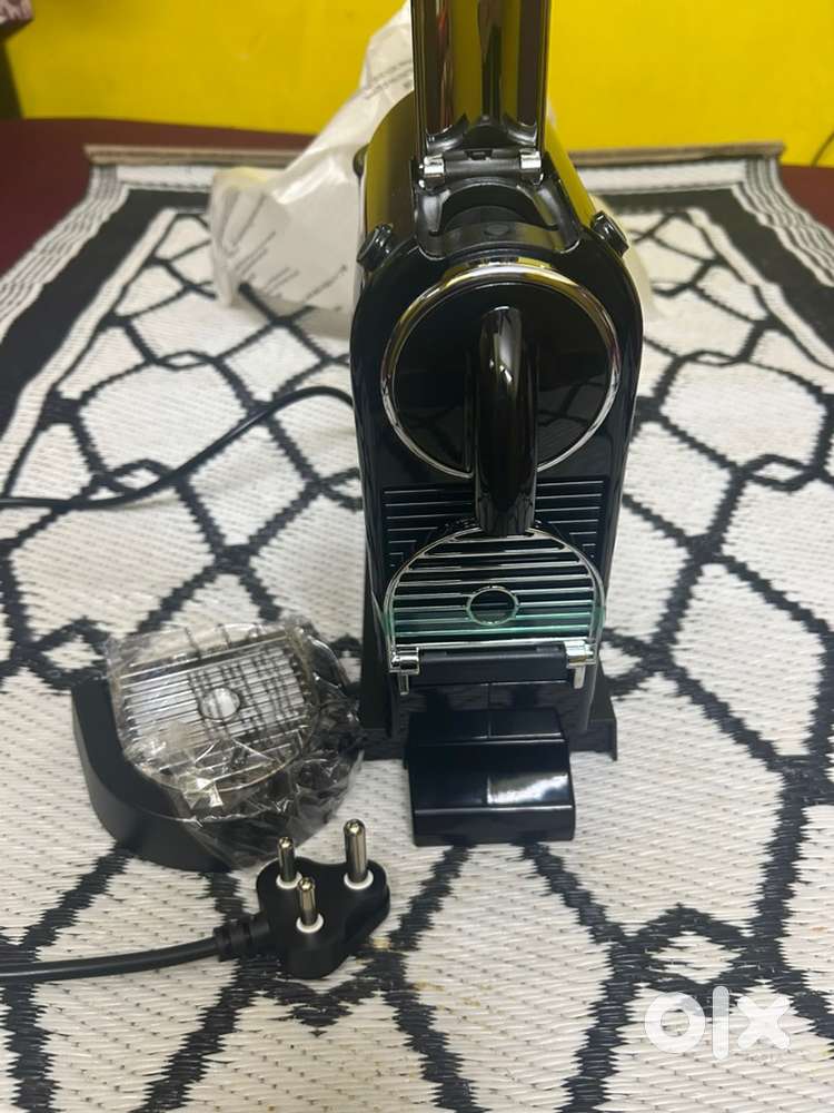 Nespresso Citiz Coffe Machine