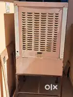 Cooler with exzast heavy fan