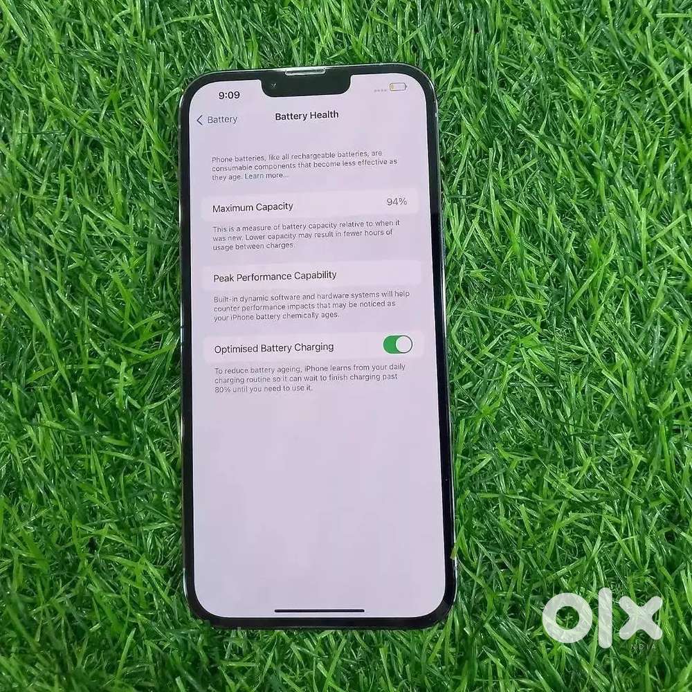 SELLING MY 6 MONTH OLD PHONE 13 PRO NEED URGENT MONEY.
