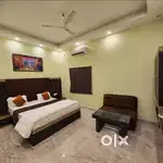 should know to write english and 10 pass