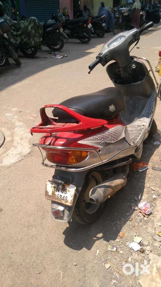 Single owner red and gray colour