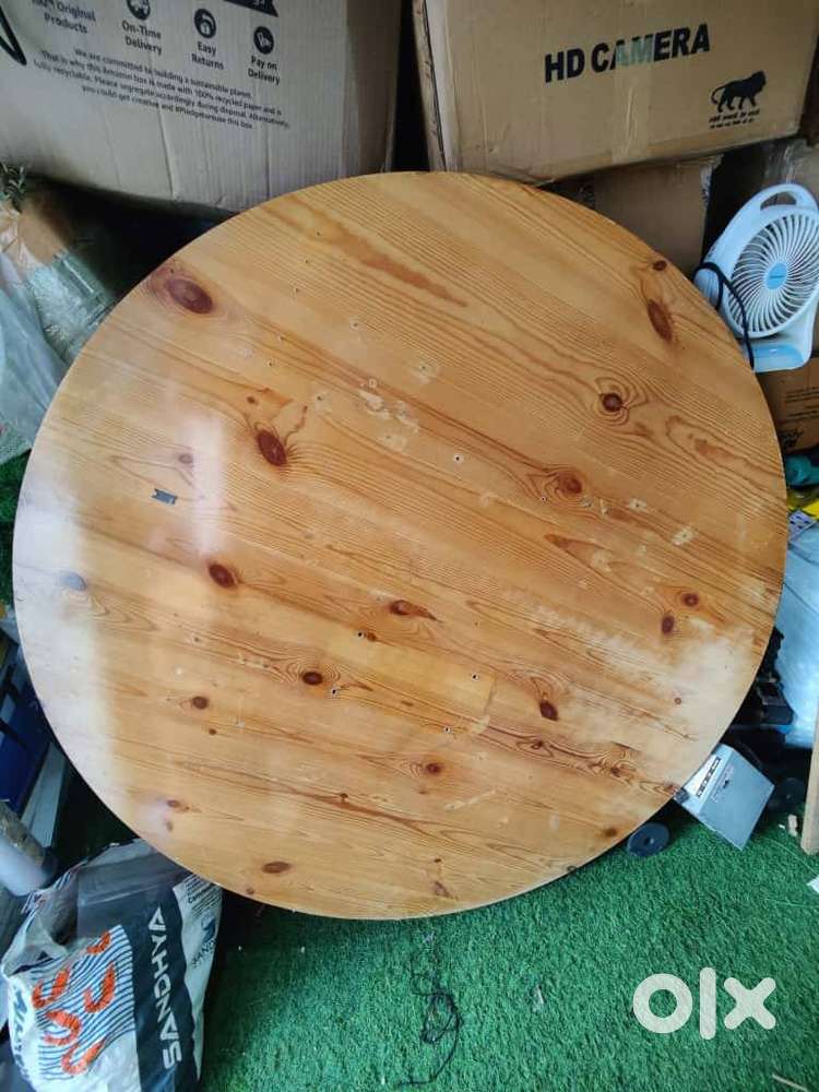 pine wood table