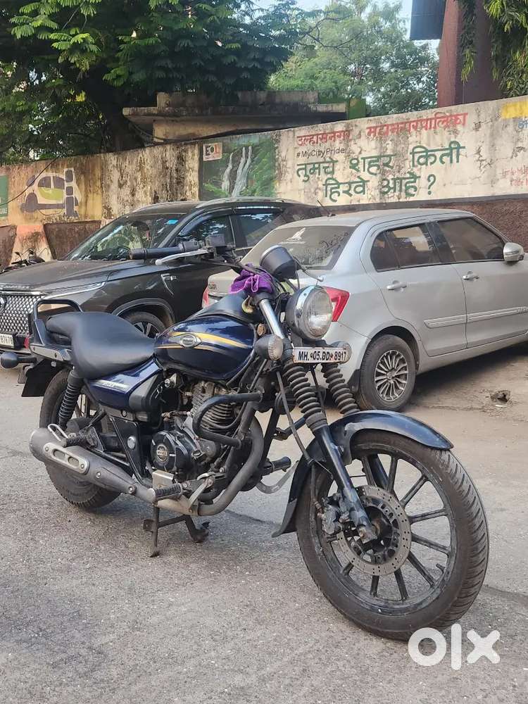 BAJAJ AVENGER 150 STREET