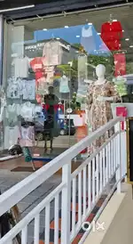 Running shop
