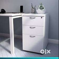 white kitchen cabinet on rent