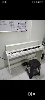 Korg Piano Electronic Keyboard 88 Keys