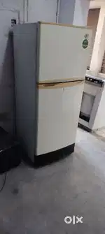 Proper working condition good cooling double door fridge