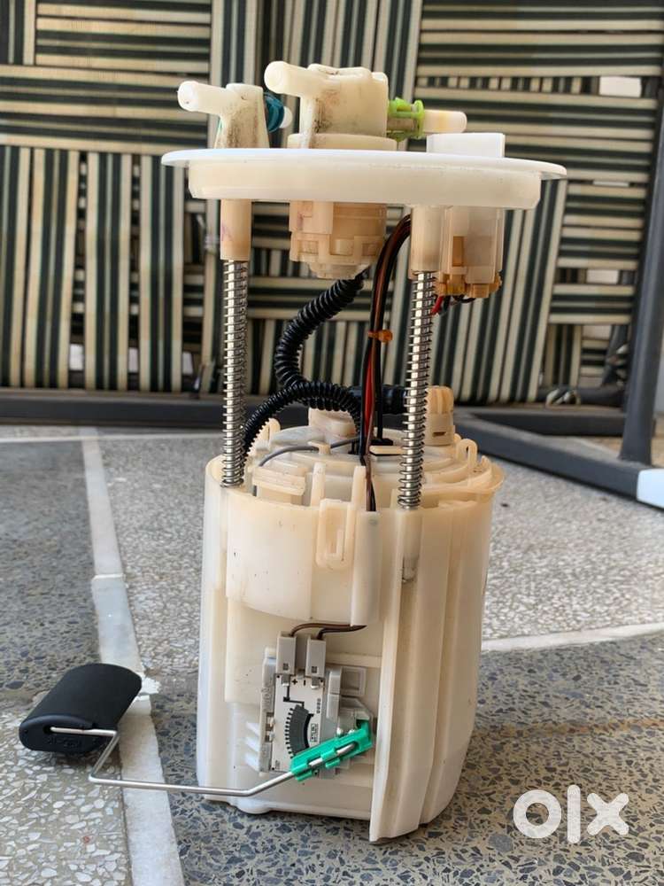 i20 fuel pump assy original .