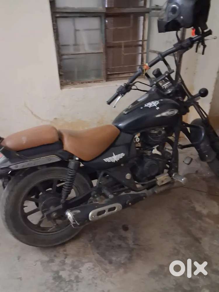 Bajaj avenger