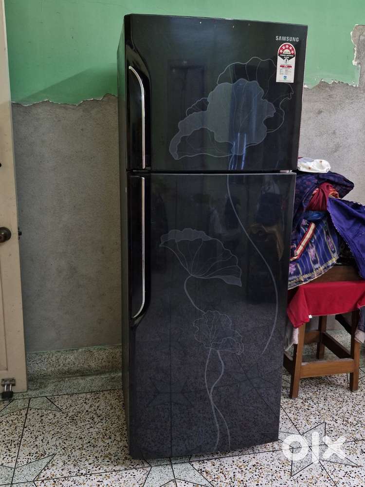 Samsung Double door fridge available