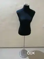 computer table,1shoe reck,1 wardrobe and 2 shop mannequin