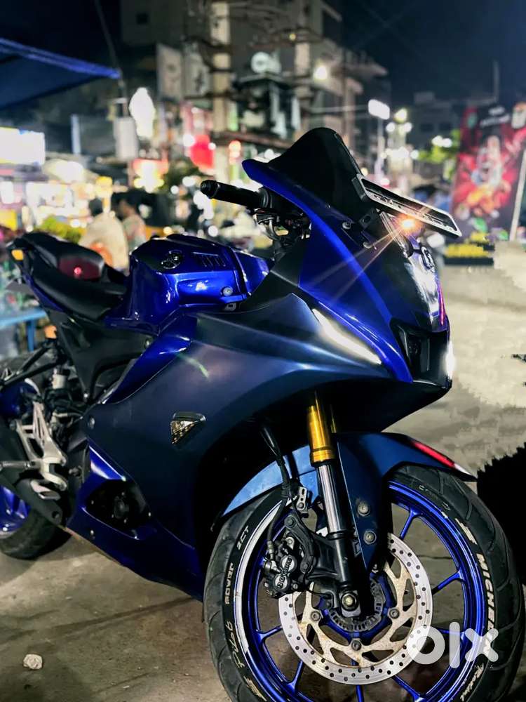 Yamaha r15 v4