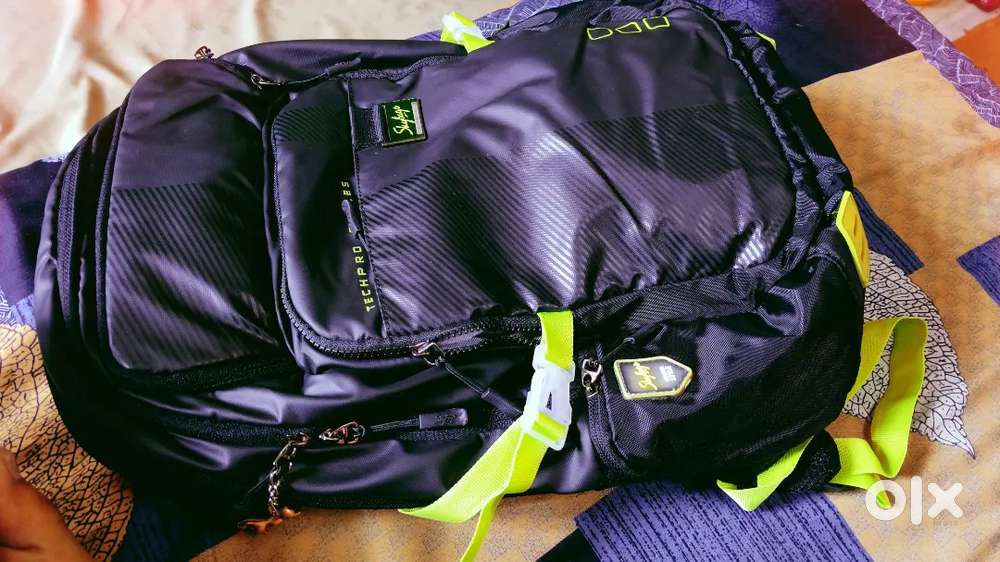 Skybags techpro series bag