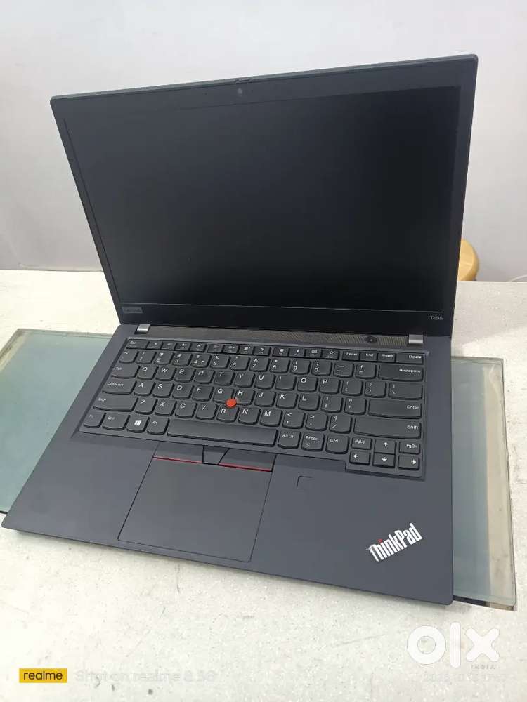 Lenovo ThinkPad Screen Touch Ryzen 5 pro Ram 8gb SSD 256gb graphics