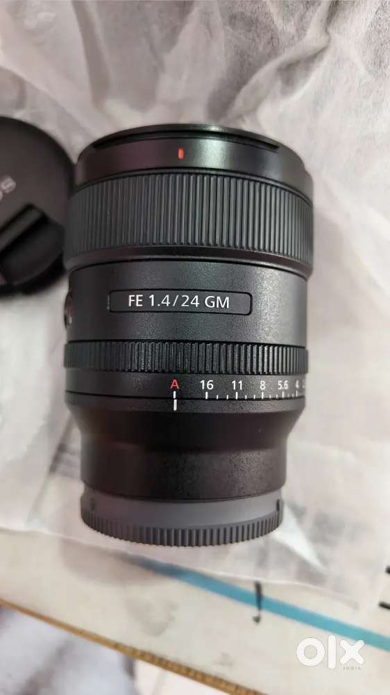 Sony 24mm 1.4 G Master Lens Brand New condition, Never Used