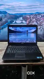 Dell laptop i3 8gb ram 500gb hdd 14inch screen windows 10 charger