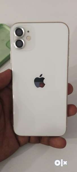 It’s iPhone White colour mobile not even a single scratch