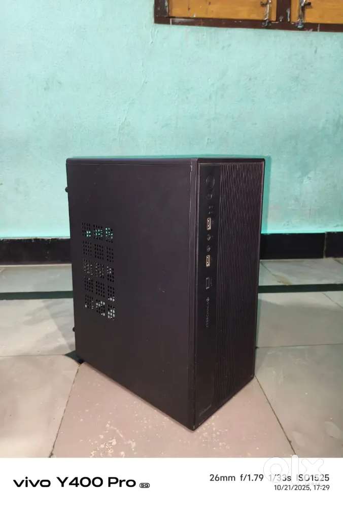 Pc selling slightly negotiable