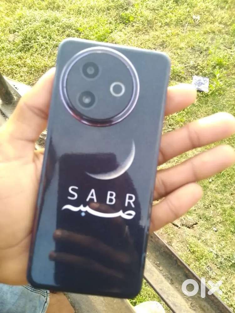 2025/5/model ram 8+8/256 storage