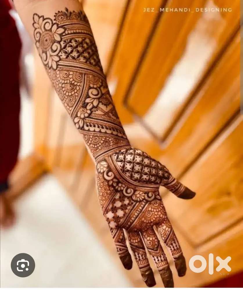 Mehandi. Dance class  basic beautician