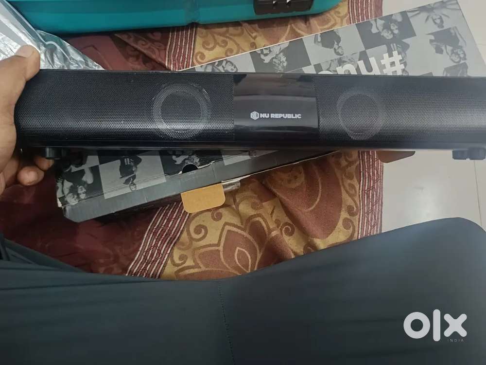 Nu Republic speaker