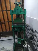Hydraulic shoe pressing Machine is very good Working condition