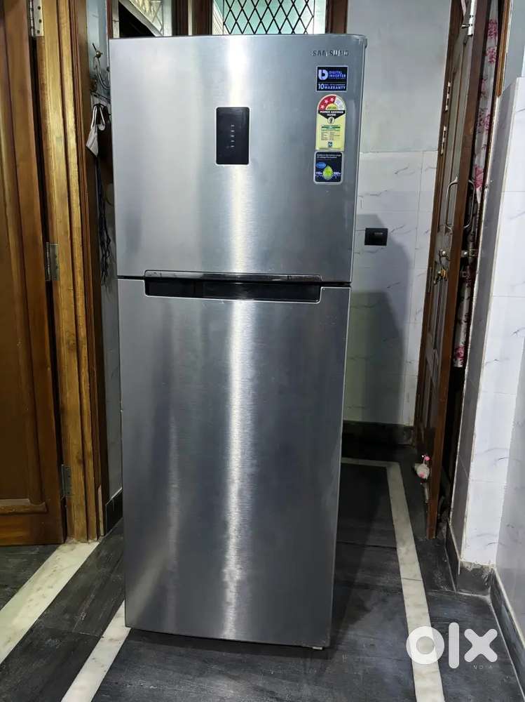 Samsung double door Refrigerator 321 liters