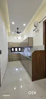 3 BHK FLAT FOR RENT ONLY FOR FAMILY.