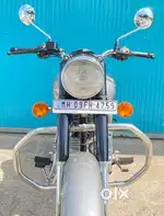 M H - 0 9 PASSING SHOWROOM BULLET CLASSIC 350 GUN METAL GREY COLOUR
