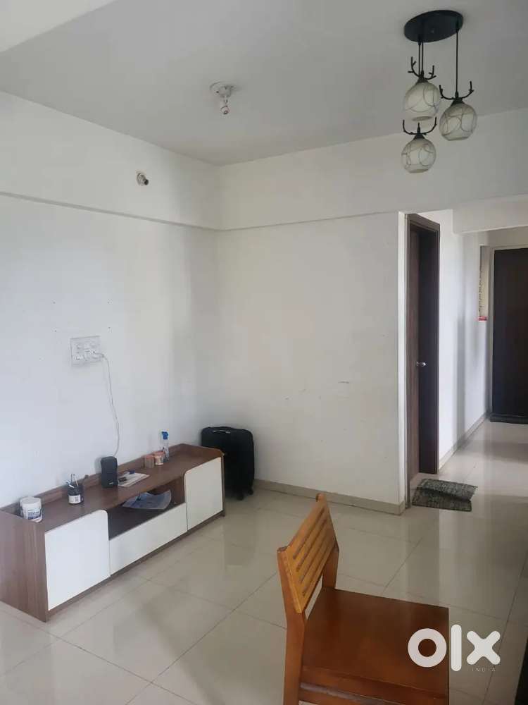 4bhk flat for rent