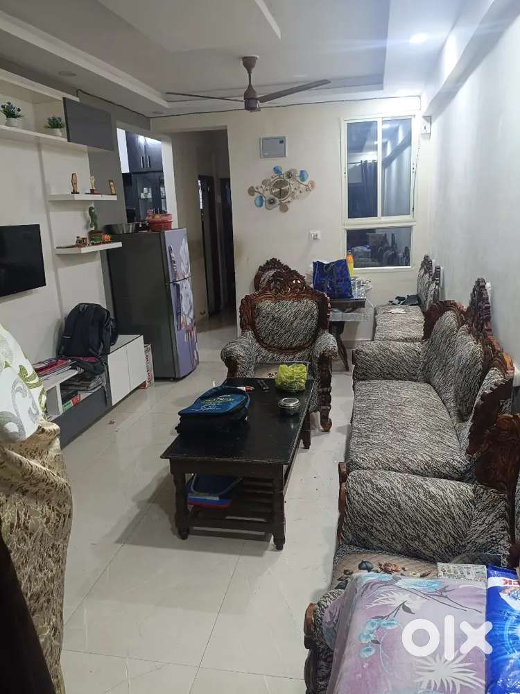 10*12 3 Badroom, 17*19 Hall, Double Balcony,Moduler Kitchen Auto Cl